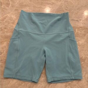 lululemon align shorts with pockets